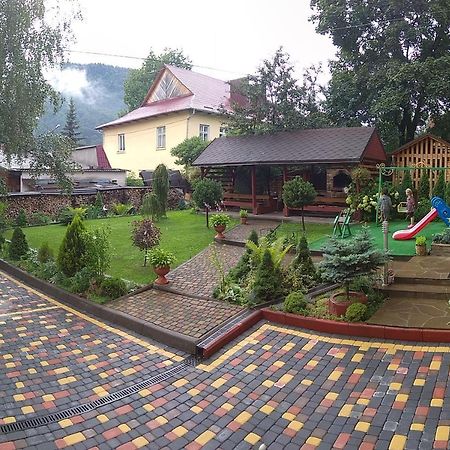 Guest House Shafran Yaremche Luaran gambar