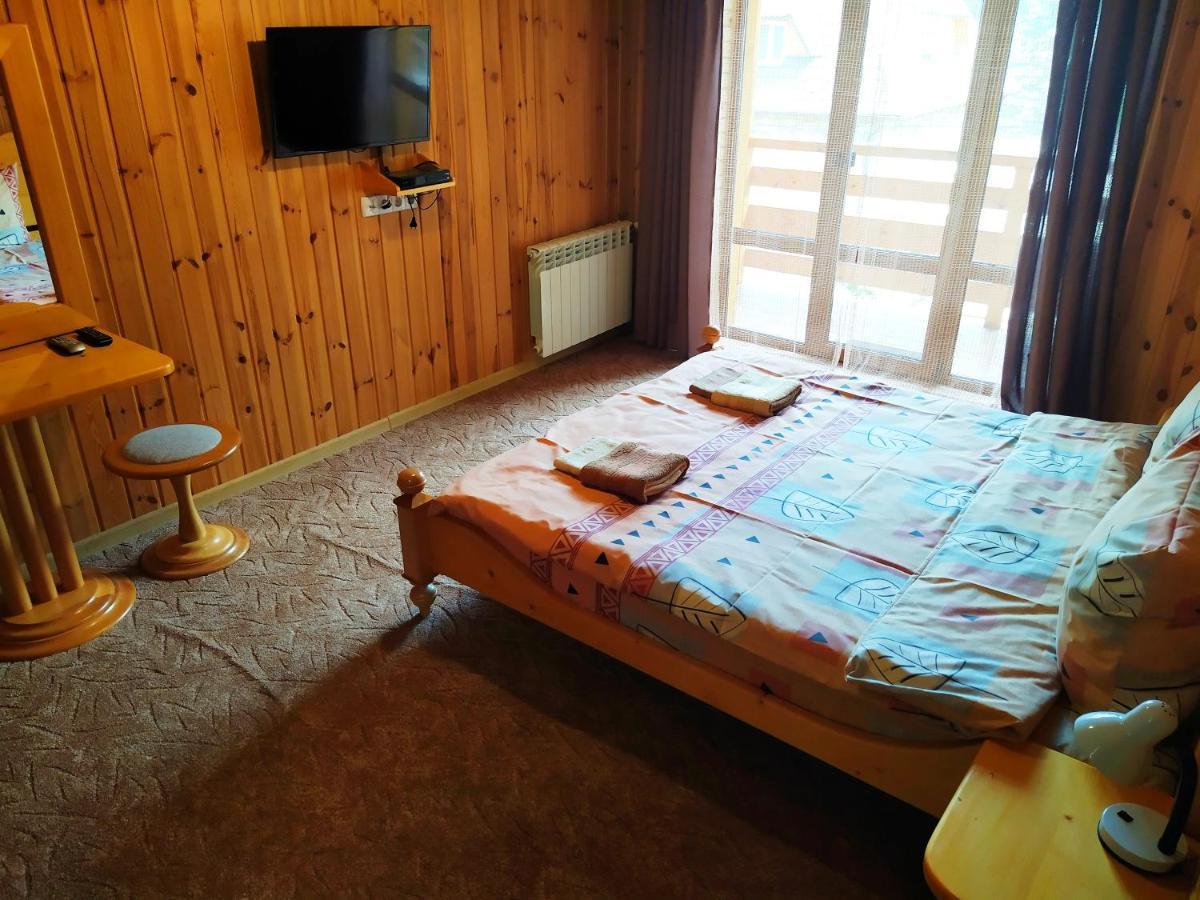 Guest House Shafran Yaremche Luaran gambar