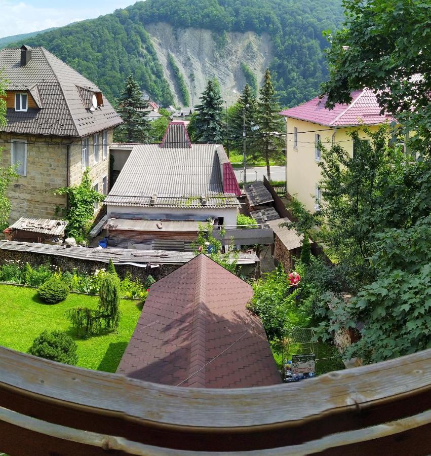 Guest House Shafran Yaremche Luaran gambar